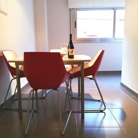 Mazi Apartments Nest Mataro Luaran gambar