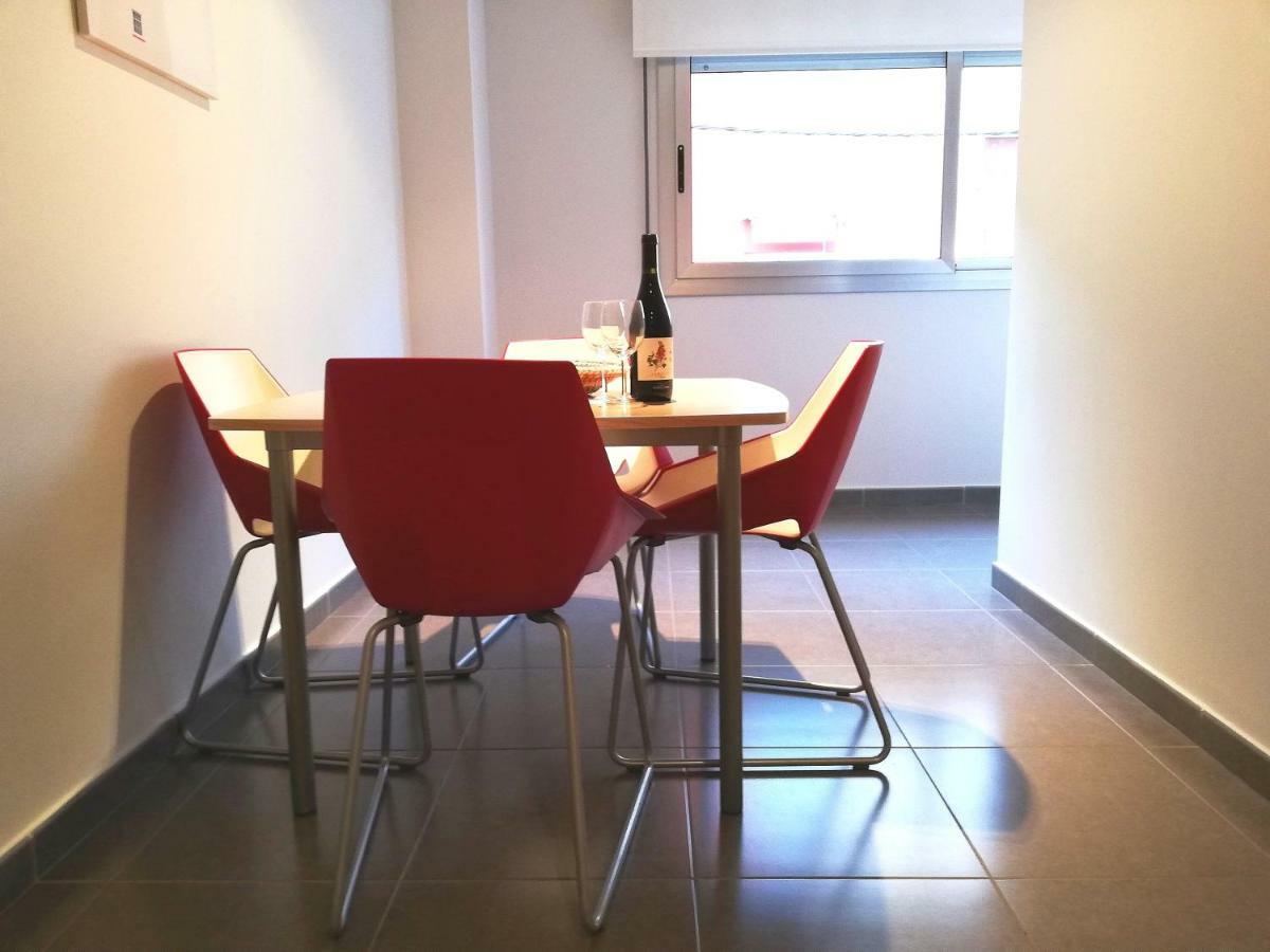Mazi Apartments Nest Mataro Luaran gambar