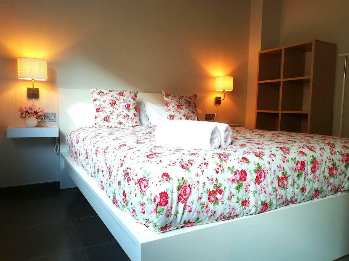 Mazi Apartments Nest Mataro Luaran gambar