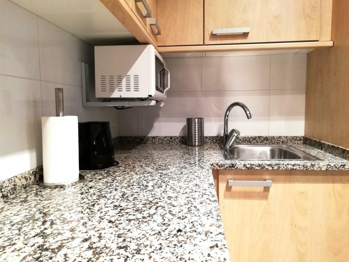 Mazi Apartments Nest Mataro Luaran gambar